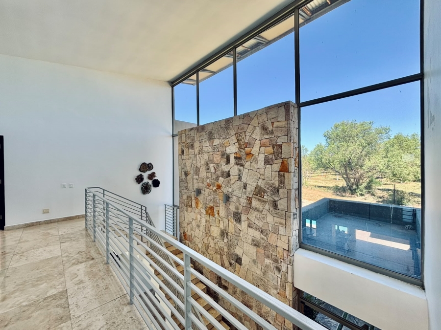 5 Bedroom Property for Sale in Waterford Golf and River Estate Free State